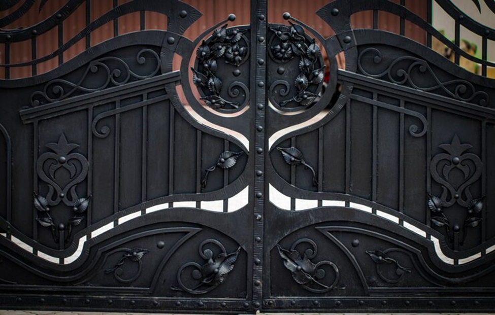 Metal Doors For Entryway Services